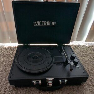Victrola record player